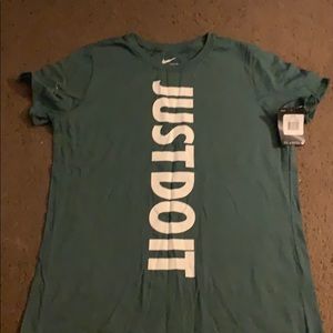 Nike t-shirt